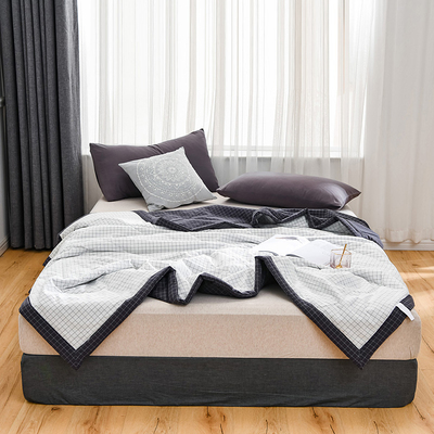 “良品”水洗色织纯棉春秋被